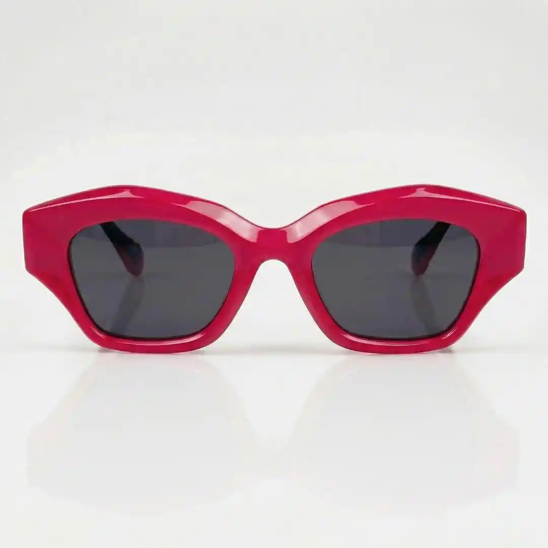 Vintage Red + Clear Italian Sunglasses by Viva MADE IN ITALY Classic Oval Cat Eye Sunglasses Woman Crystal  main image 4