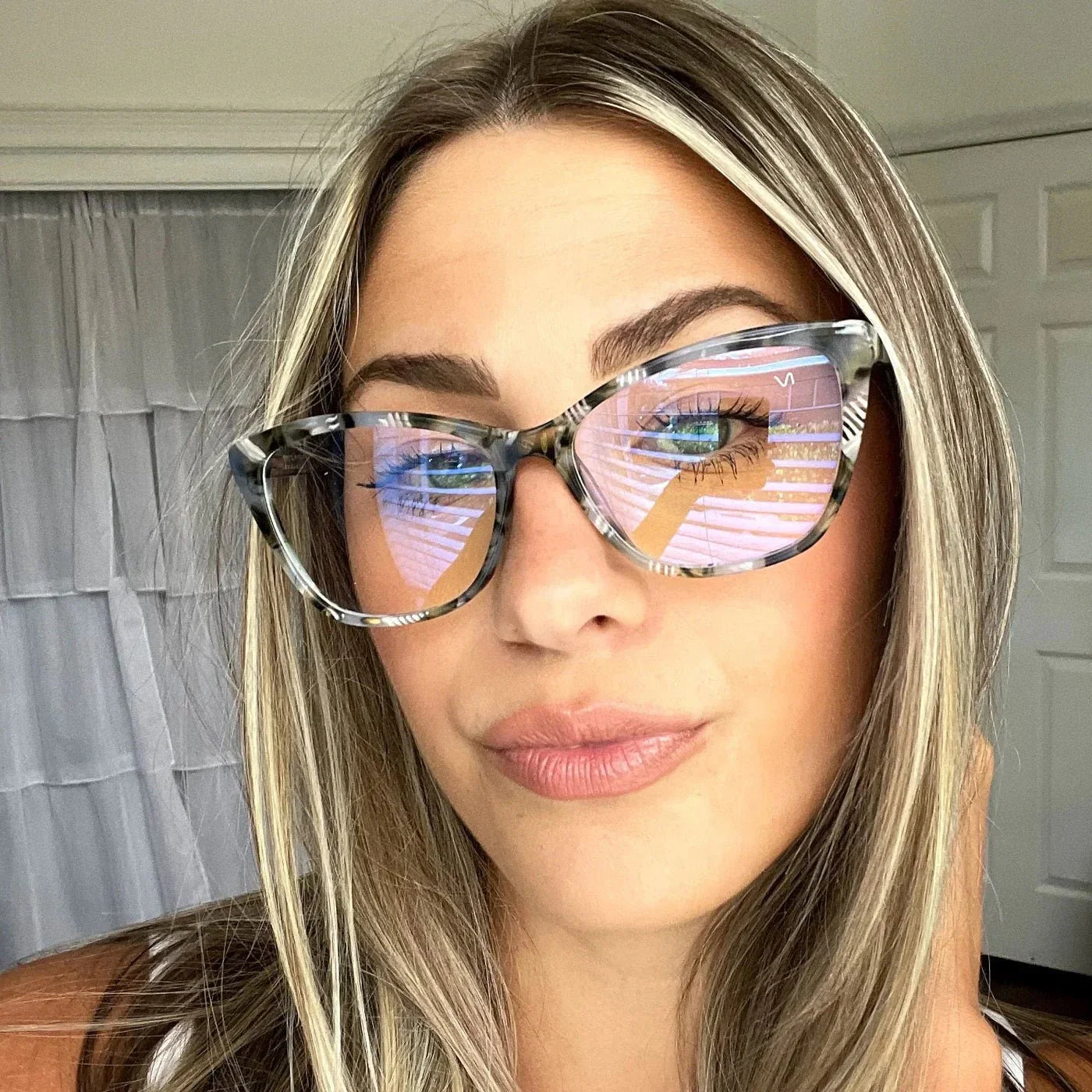 6 Easy Tips to Buy the Perfect Pair of Eyeglasses