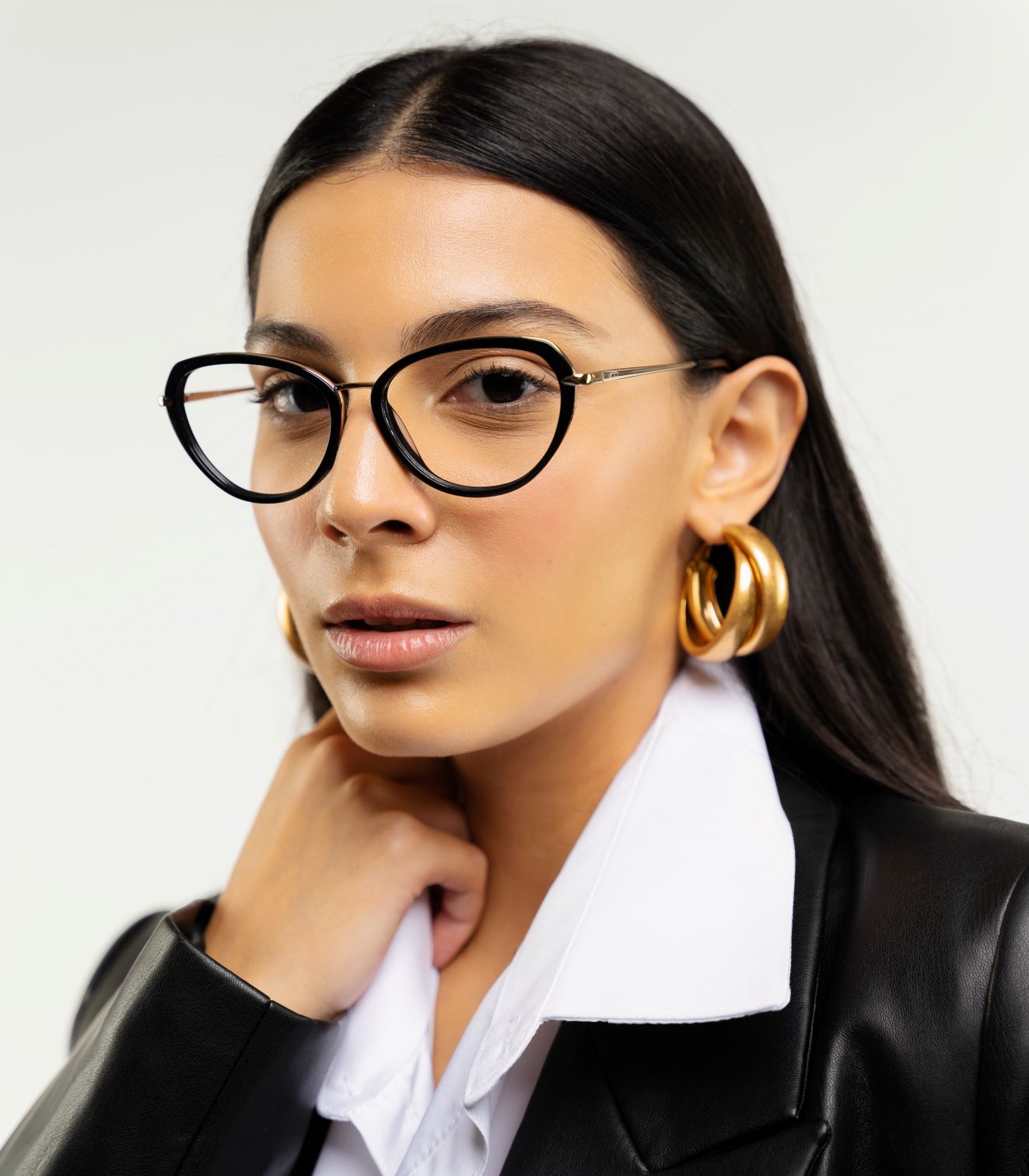 How to Pick the Right Glasses for Your Face Shape