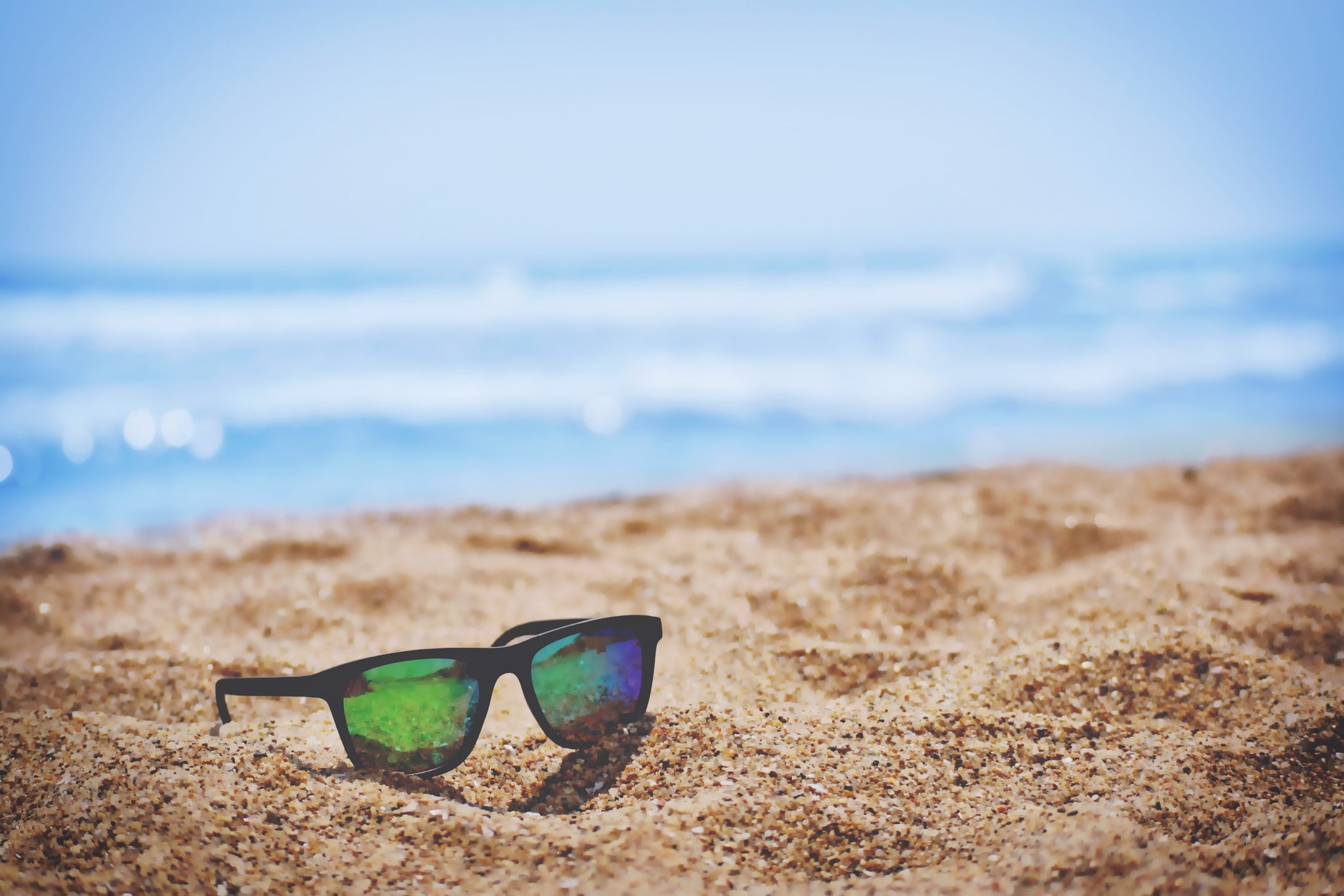 The Best Beach Sunglasses: How to Choose & Top Picks